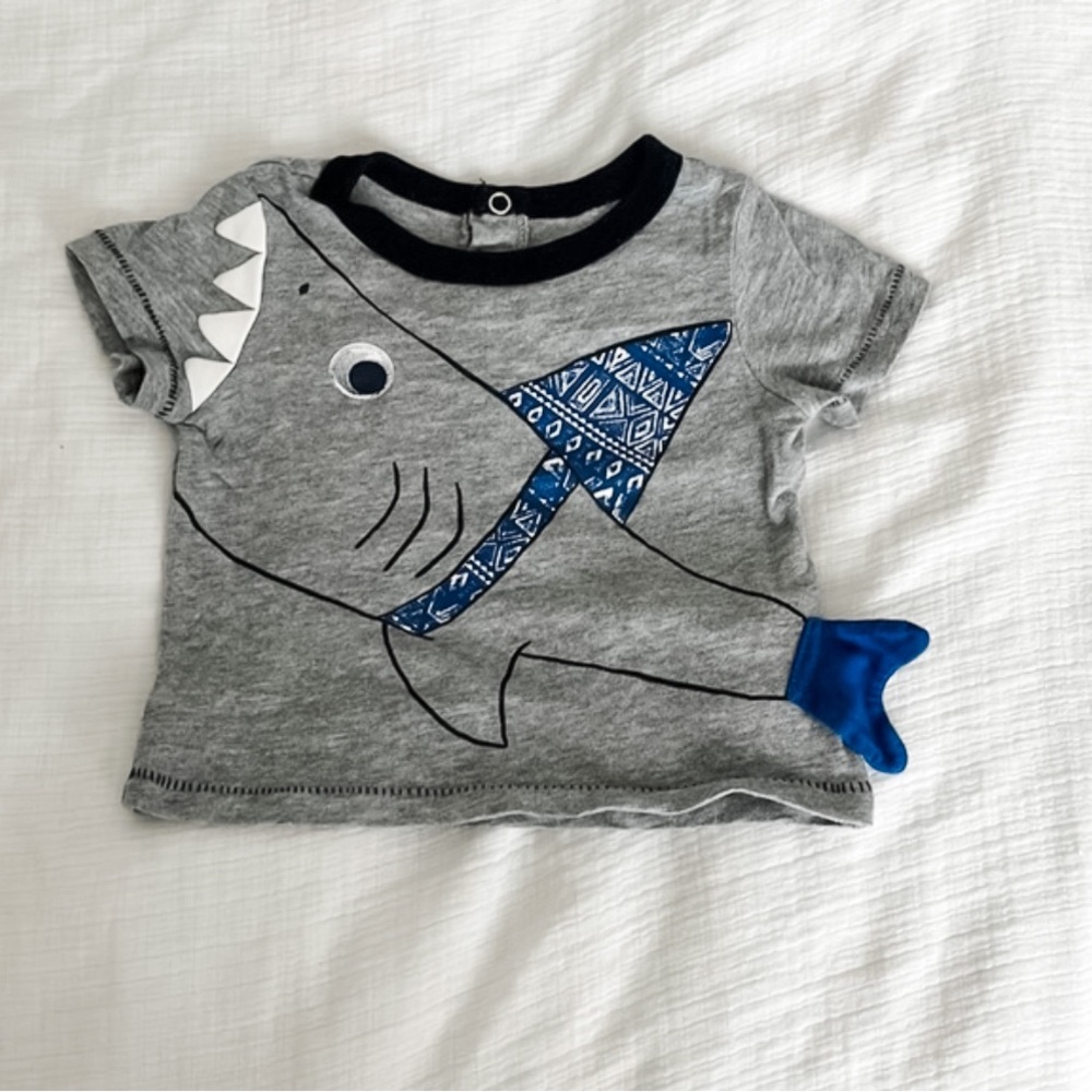 4/$20 Shark T-Shirt | Joe Fresh | 3-6 Months